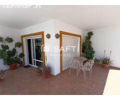 Amplia vivienda unifamiliar de 306 m² en Quesada. SIN COMISIÓN DE COMPRA