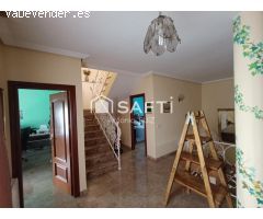 Amplia vivienda unifamiliar de 306 m² en Quesada. SIN COMISIÓN DE COMPRA