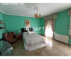 Amplia vivienda unifamiliar de 306 m² en Quesada. SIN COMISIÓN DE COMPRA