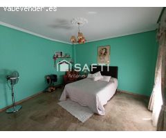 Amplia vivienda unifamiliar de 306 m² en Quesada. SIN COMISIÓN DE COMPRA