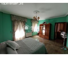 Amplia vivienda unifamiliar de 306 m² en Quesada. SIN COMISIÓN DE COMPRA