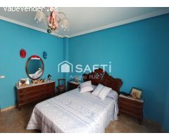 Amplia vivienda unifamiliar de 306 m² en Quesada. SIN COMISIÓN DE COMPRA