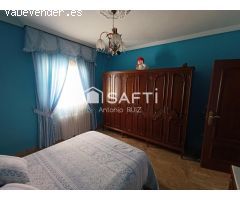Amplia vivienda unifamiliar de 306 m² en Quesada. SIN COMISIÓN DE COMPRA