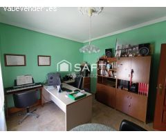Amplia vivienda unifamiliar de 306 m² en Quesada. SIN COMISIÓN DE COMPRA