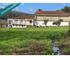 Casa señorial gallega de 610 m2 de vivienda y terrenos 12.267m2, 3.000 metros de esos son edificabl
