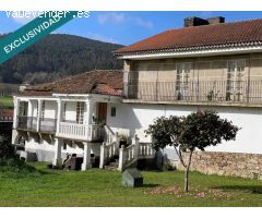 Casa señorial gallega de 610 m2 de vivienda y terrenos 12.267m2, 3.000 metros de esos son edificabl
