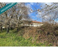 Casa señorial gallega de 610 m2 de vivienda y terrenos 12.267m2, 3.000 metros de esos son edificabl