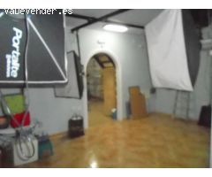 ESTUPENDO LOCAL COMPLETAMENTE REFORMADO POR TEATINOS