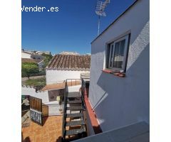 EN EL CASCO HISTÓRICO DE ESTEPONA, CASA CON ENCANTO A 10 MIN DE LA PLAYA