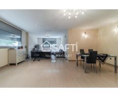 Exclusiva villa de lujo con piscina y vistas panorámicas a Montserrat