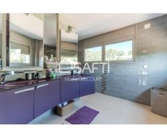 Exclusiva villa de lujo con piscina y vistas panorámicas a Montserrat