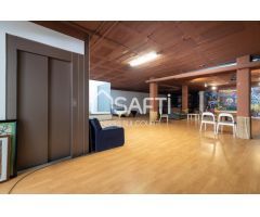 Exclusiva villa de lujo con piscina y vistas panorámicas a Montserrat