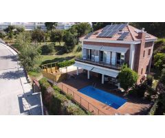 He encontrado  tu vivienda soleada en Teià