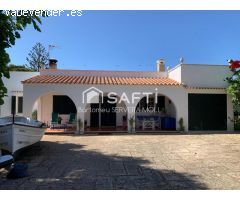 CLÁSICO CHALET EN ZONA TURÍSTICA TRANQUILA Y REPUTADA al oeste DE CIUTADELLA DE MENORCA.