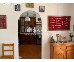 CLÁSICO CHALET EN ZONA TURÍSTICA TRANQUILA Y REPUTADA al oeste DE CIUTADELLA DE MENORCA.