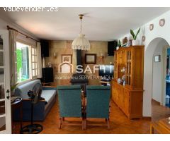 CLÁSICO CHALET EN ZONA TURÍSTICA TRANQUILA Y REPUTADA al oeste DE CIUTADELLA DE MENORCA.