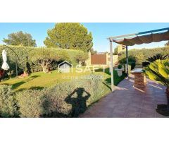 Parcela de recreo con vivienda y piscina privada en Valverde de Leganés (a solo 12 minutos de Badaj