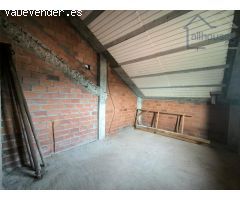 GRAN CHALET DE PIEDRA EN ESTRUCTURA