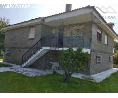 Una Joya en A Guarda, vivienda próxima a la playa de la Armona en Camposancos.