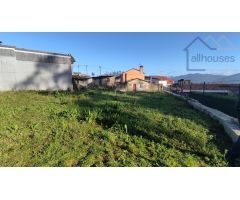 SE VENDE FINCA JUNTO A COLEGIO LAR (MOS).
