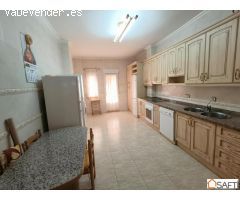 " CUMPLE TU SUEÑO "      Magnífica casa - chalet de 4 habitaciones y garaje