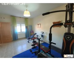 " CUMPLE TU SUEÑO "      Magnífica casa - chalet de 4 habitaciones y garaje