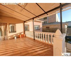 " CUMPLE TU SUEÑO "      Magnífica casa - chalet de 4 habitaciones y garaje