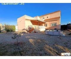 " CUMPLE TU SUEÑO "      Magnífica casa - chalet de 4 habitaciones y garaje