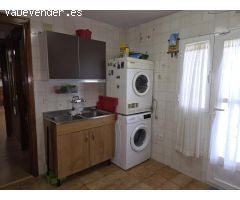 CHALET EN URBANIZACION CON ZONAS COMUNES