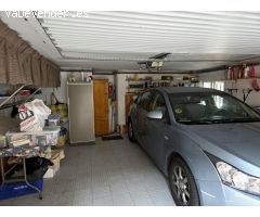 CHALET EN URBANIZACION CON ZONAS COMUNES