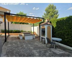 CHALET EN URBANIZACION CON ZONAS COMUNES