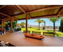 Villa exclusiva de 6 dormitorios ! Zona segura, gran terreno, y gimnasio privado !