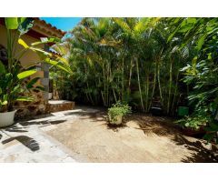 Villa exclusiva de 6 dormitorios ! Zona segura, gran terreno, y gimnasio privado !