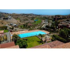 Villa exclusiva de 6 dormitorios ! Zona segura, gran terreno, y gimnasio privado !
