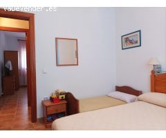 Casa unifamiliar con piscina en Montbarbat