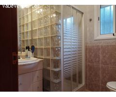 Casa unifamiliar con piscina en Montbarbat