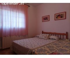 Casa unifamiliar con piscina en Montbarbat