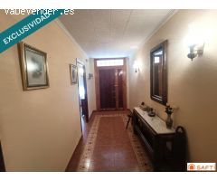 "Tu nuevo hogar te está esperando"  Vivienda unifamiliar esquinada, de 3 habitaciones, patio y gara