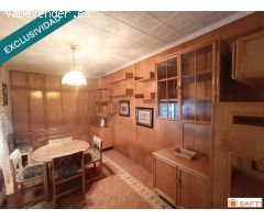 "Tu nuevo hogar te está esperando"  Vivienda unifamiliar esquinada, de 3 habitaciones, patio y gara