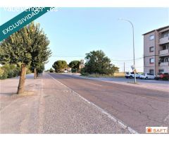 "Tu nuevo hogar te está esperando"  Vivienda unifamiliar esquinada, de 3 habitaciones, patio y gara