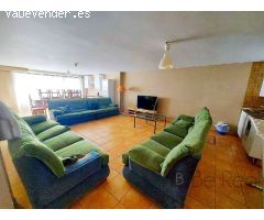 HABITACIONES PARA CHICAS ESTUDIANTES EN ALQUILER EN VILLANUEVA DE LA CAÑADA (MADRID).