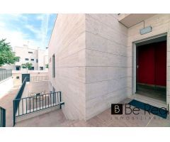 ¡EN VENTA! MODERNO CHALET PAREADO EN VILLANUEVA DE LA CAÑADA (MADRID).