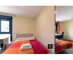 ¡EN VENTA! MODERNO CHALET PAREADO EN VILLANUEVA DE LA CAÑADA (MADRID).