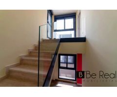 ¡EN VENTA! MODERNO CHALET PAREADO EN VILLANUEVA DE LA CAÑADA (MADRID).