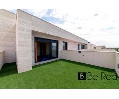 ¡EN VENTA! MODERNO CHALET PAREADO EN VILLANUEVA DE LA CAÑADA (MADRID).