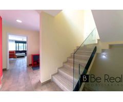 ¡EN VENTA! MODERNO CHALET PAREADO EN VILLANUEVA DE LA CAÑADA (MADRID).