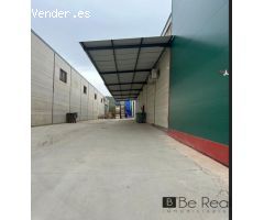 INVERSIÓN ESTRATÉGICA: NAVE INDUSTRIAL NUEVA EN VENTA EN PLASENCIA