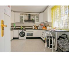 Magnífica vivienda adosada en Olivares, junto  Parque El Palomar!!!