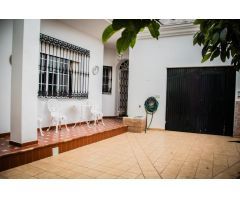 Elegancia y luz en el corazón de Moguer