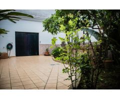 Elegancia y luz en el corazón de Moguer